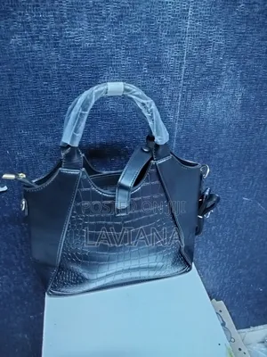 Trendy Tote Bags
