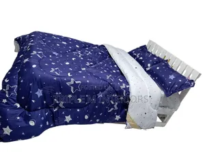Modern Style Home Duvet Set With Strong Stitching