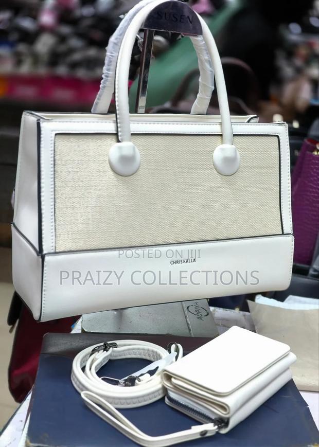 3 in 1 Sophisticated Everyday Luxury Handbag - thumbnail 4