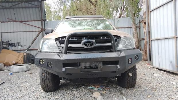 Front Bull Bar Toyota Fortuner - thumbnail 3