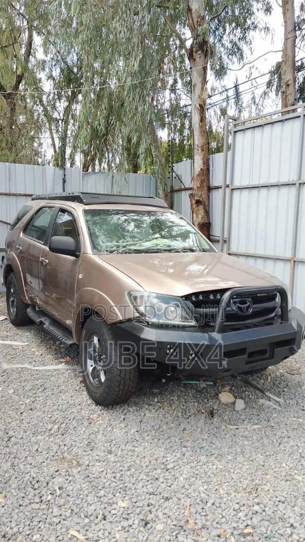Front Bull Bar Toyota Fortuner - thumbnail 16