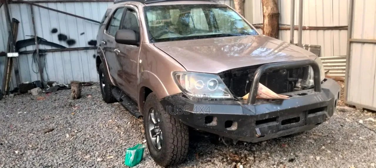 Front Bull Bar Toyota Fortuner