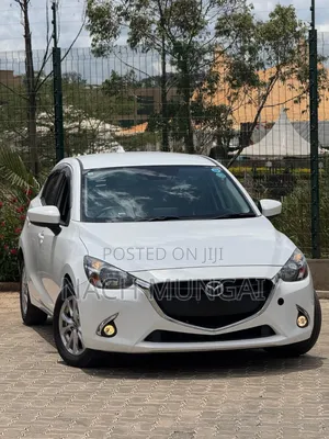 Mazda Demio 2018 White