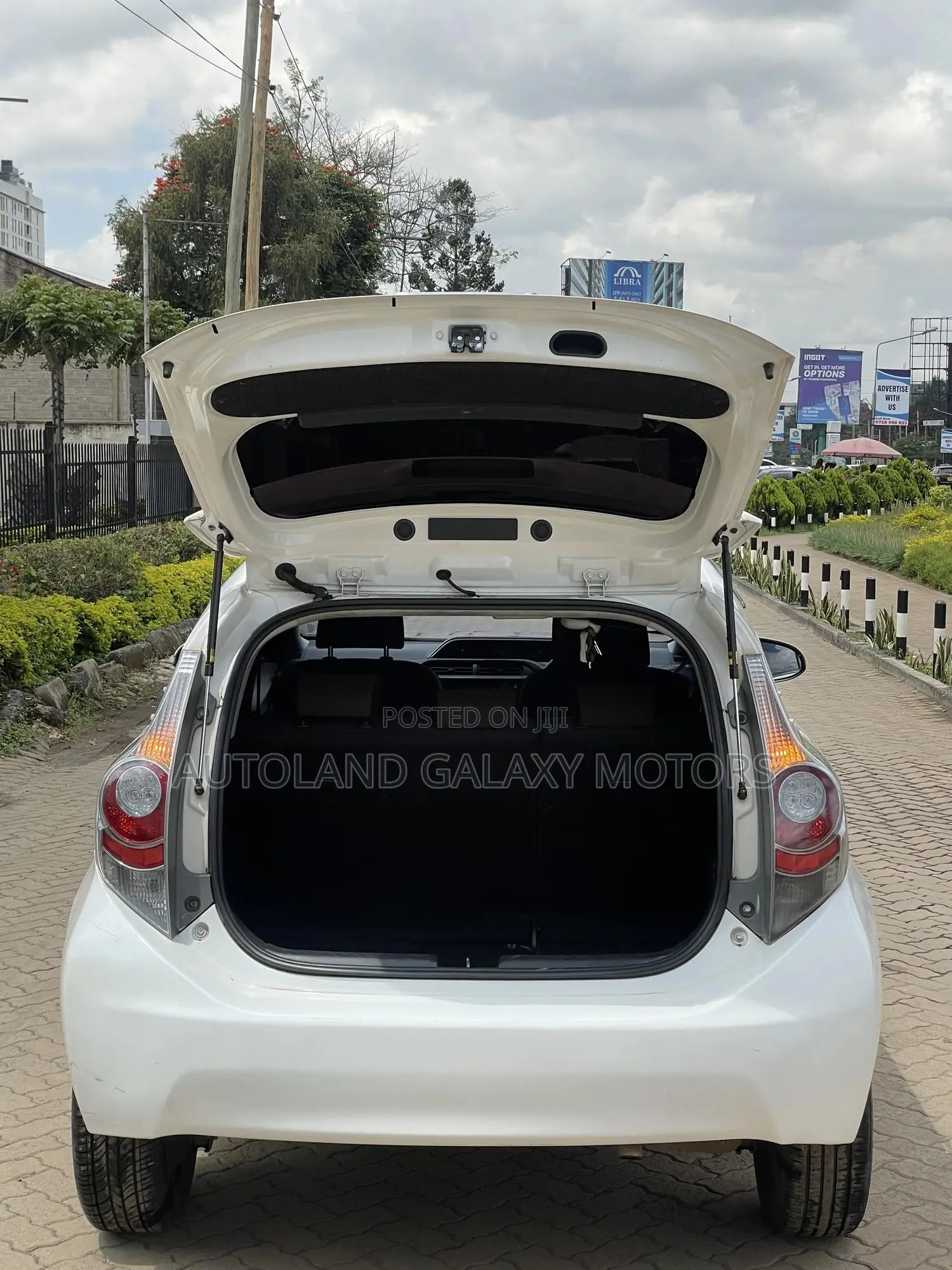 Toyota Aqua 2015 White