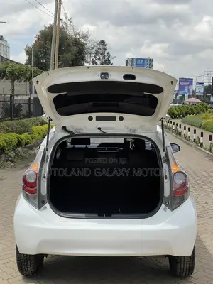Toyota Aqua 2015 White