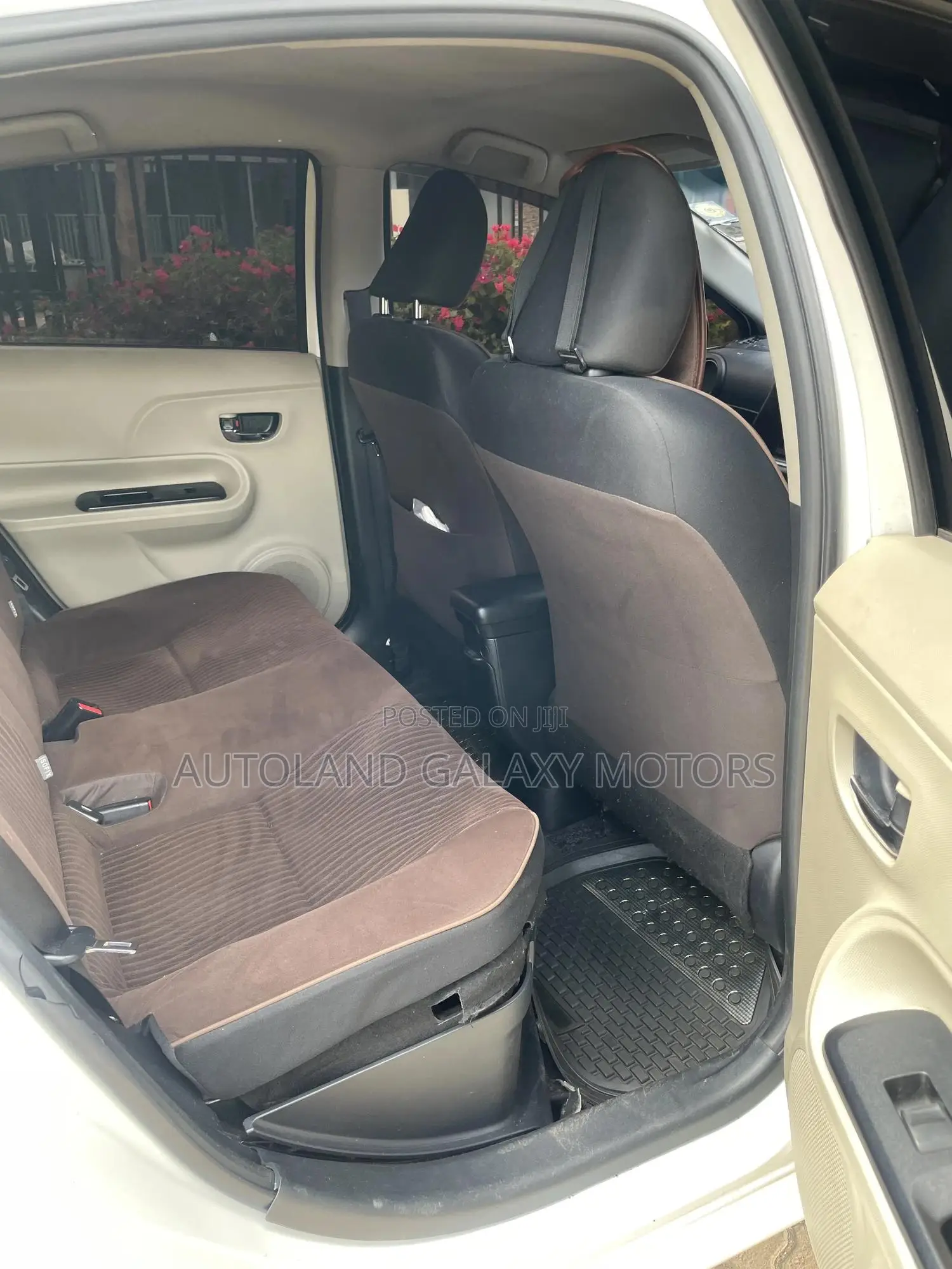 Toyota Aqua 2015 White