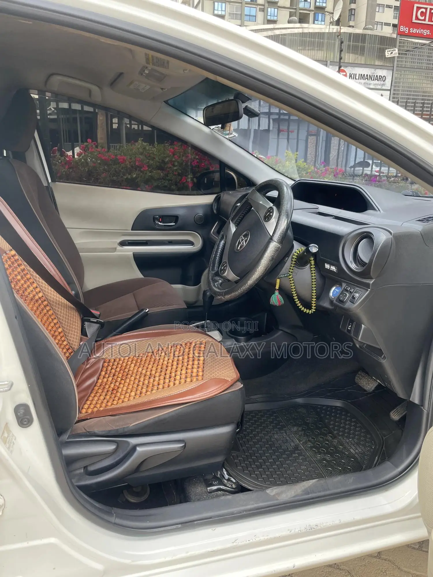 Toyota Aqua 2015 White