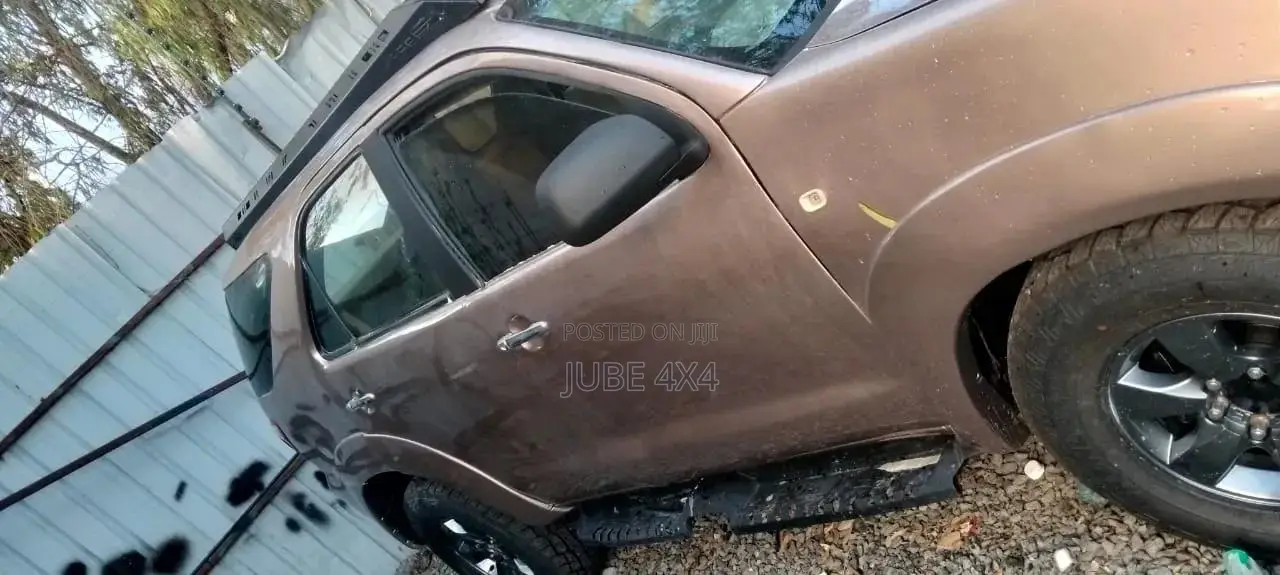 Side Step Toyota Fortuner