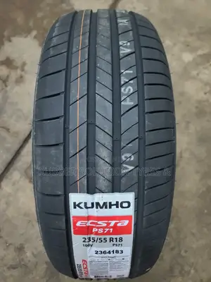 235/55r18 Kumho Tyres 100v Escta Ps71