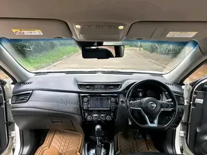 Nissan X-Trail 2.0 Petrol FWD 2018 Pearl