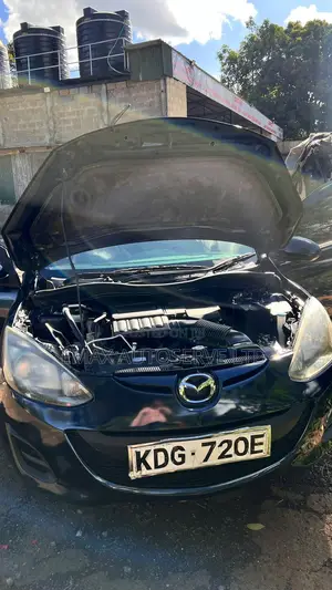Mazda Demio 2014 Blue