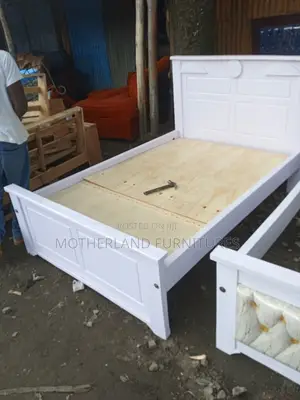 White Wood Bed 5x6
