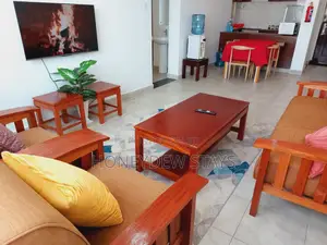 Executive Furnished 3br Airbnb at Greatwall Gardens, Near Tuffoam