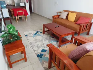 Executive Furnished 3br Airbnb at Greatwall Gardens, Near Tuffoam