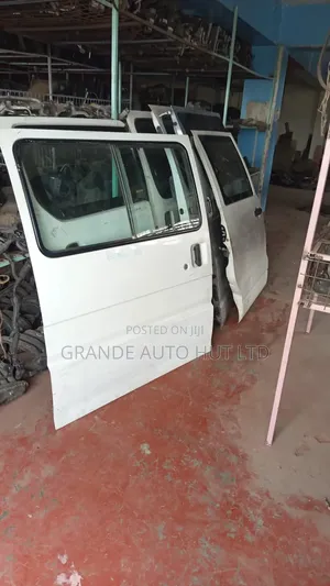 Hiace 7l,Caravan E25,Vannete Bongo,Nv200 Sliding Doors