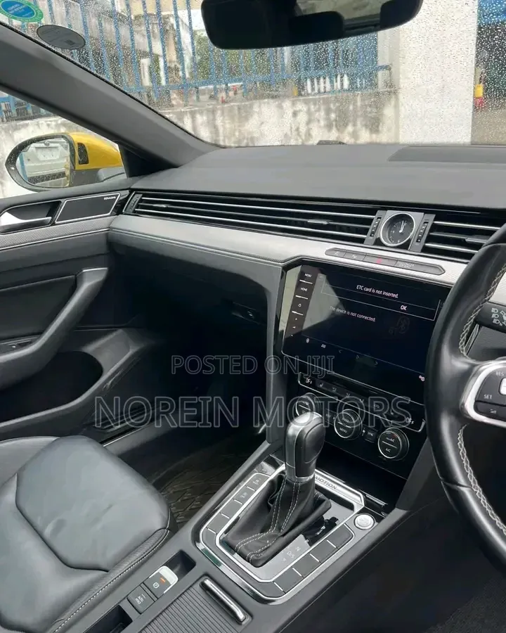 Mercedes-Benz GLC-Class 2020 Blue