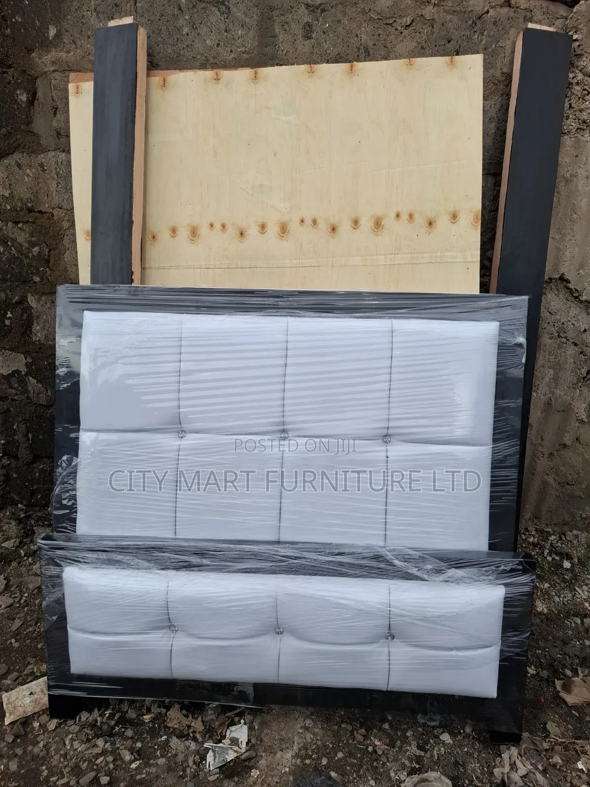 Golden Modern Mocket Beds on Offer!