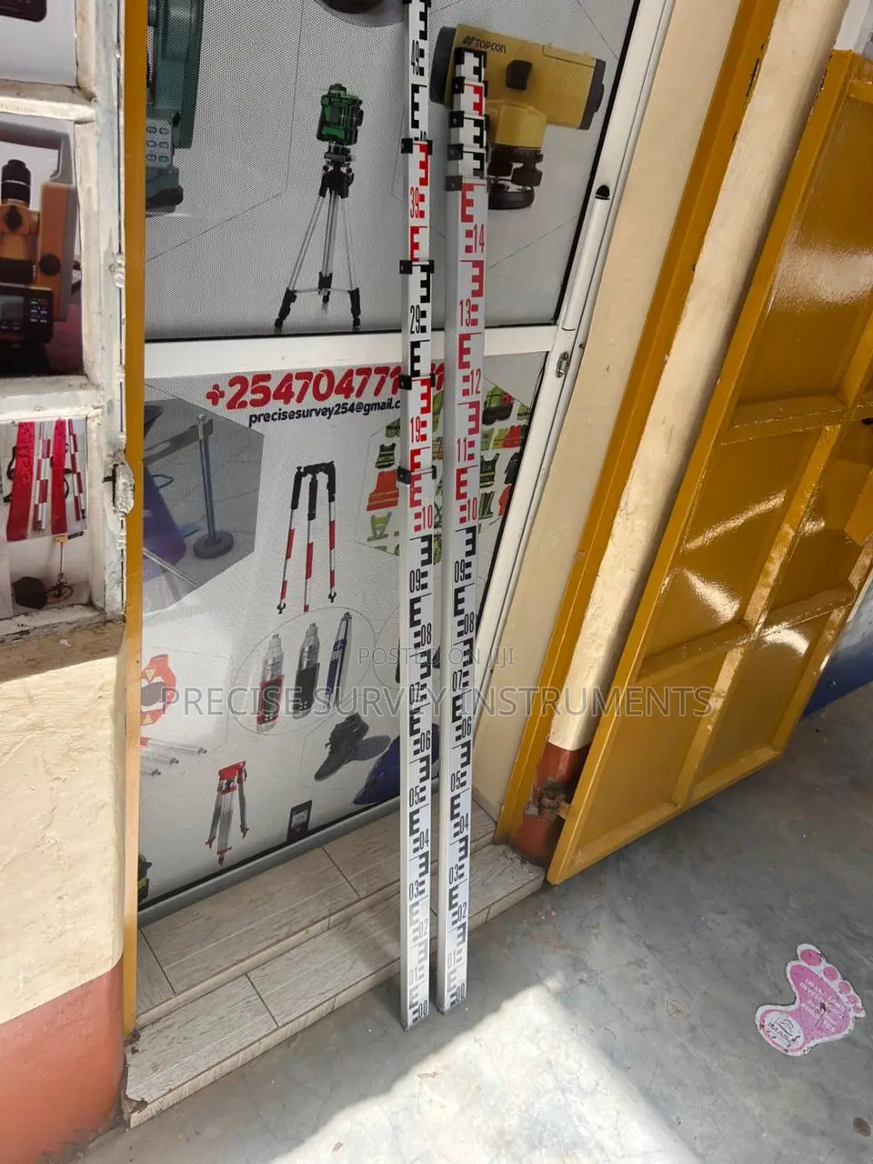 Strong Aluminium Levelling Staffs Available