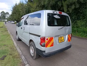Nissan NV200 2010 Silver