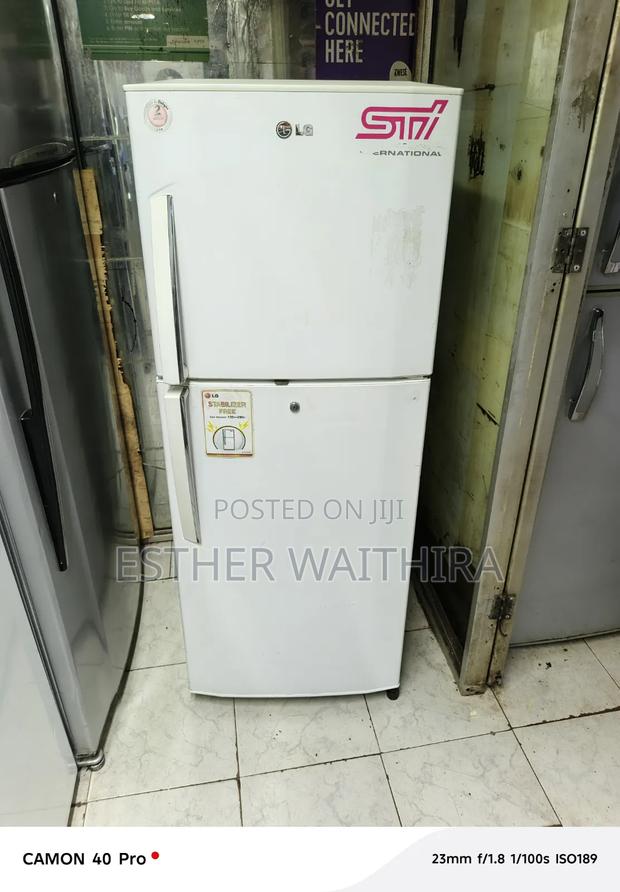 Good as New White Lg Fridge 250 Litres