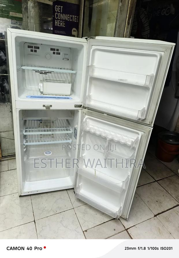 Good as New White Lg Fridge 250 Litres - thumbnail 2