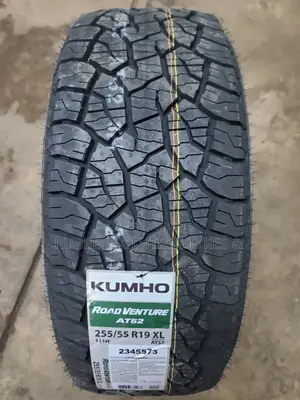 255/55r19 Kumho Tyres 111h X/L Road Venture a/T52
