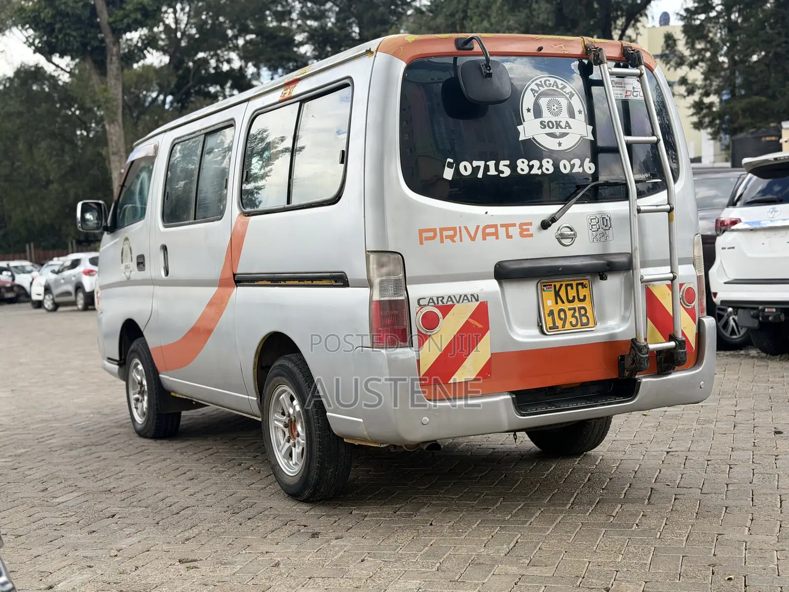 Nissan Caravan (Urvan) 2007 Silver