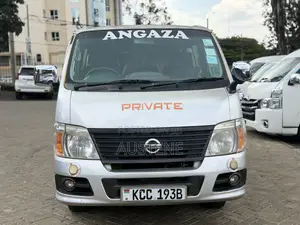 Nissan Caravan (Urvan) 2007 Silver