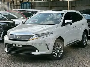 Toyota Harrier 2.0 4WD 2019 Pearl