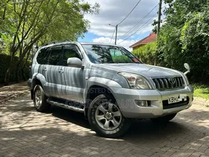 Toyota Land Cruiser Prado 2.7 5dr 2004 Silver