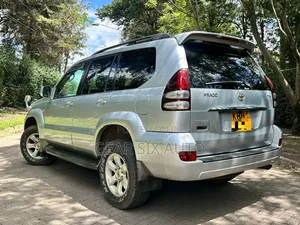 Toyota Land Cruiser Prado 2.7 5dr 2004 Silver