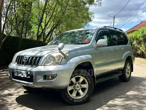 Toyota Land Cruiser Prado 2.7 5dr 2004 Silver