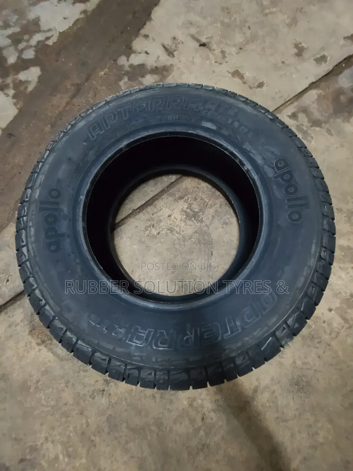 265 /65 R17 Apollo Tyres 112h Apterra a/T2