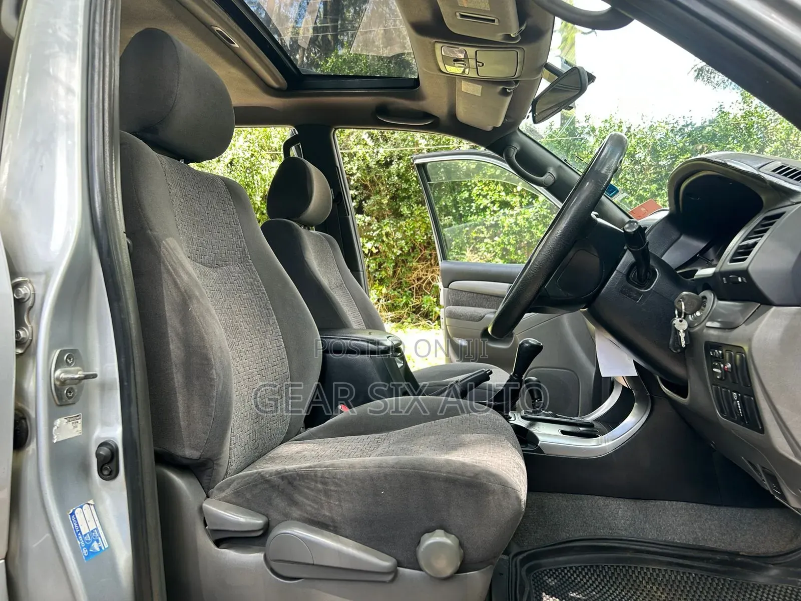 Toyota Land Cruiser Prado 2.7 5dr 2004 Silver