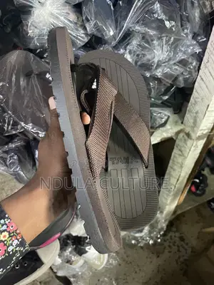 Soft Insole Sandals //Slippers With Rubber Sole