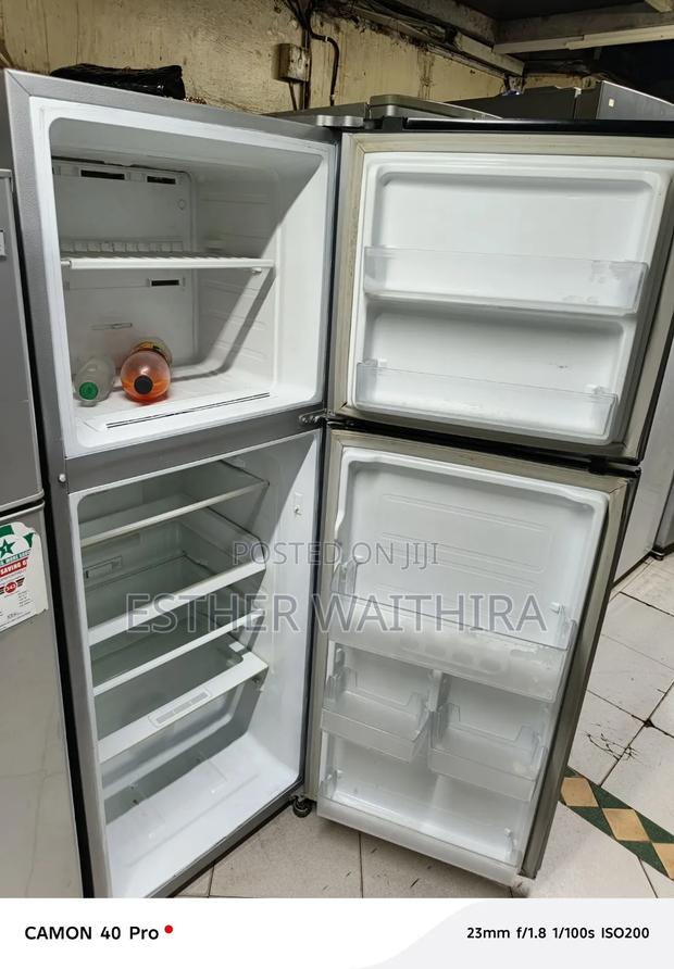 Energy Saving Samsung Fridge 300 Litres - thumbnail 2