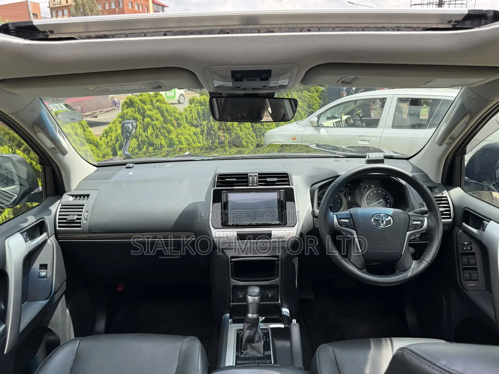 Toyota Land Cruiser Prado 2.7 2019 Black