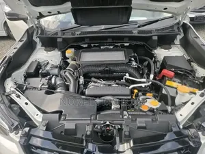 Subaru Forester Premium AWD 2020 Off white
