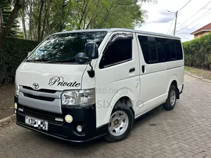Toyota HiAce 2014 White