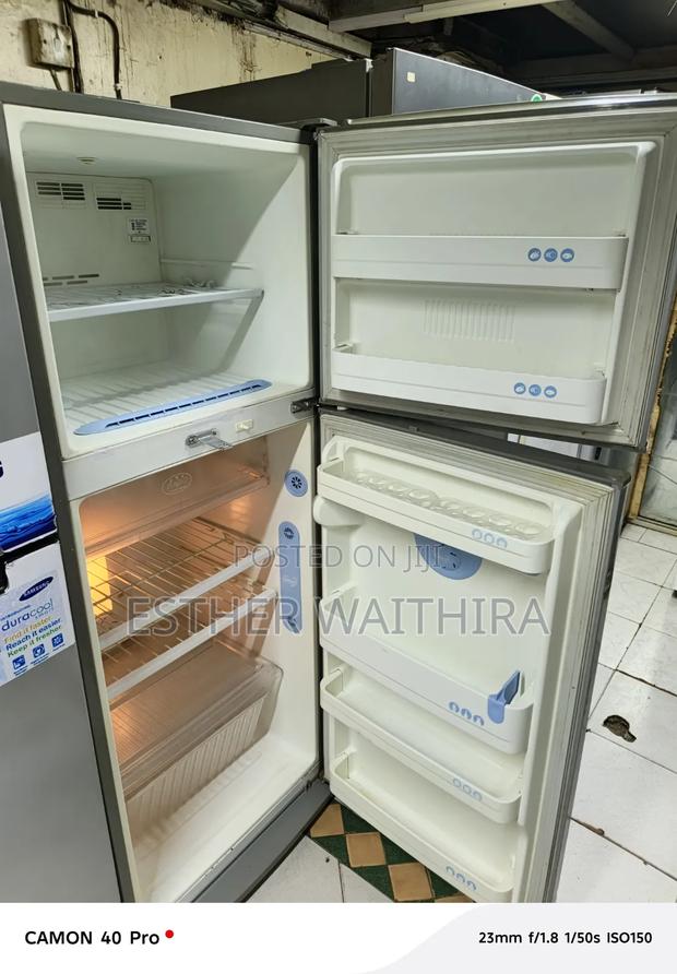 Spacious Space Lg 350 Litres Fridge - thumbnail 3