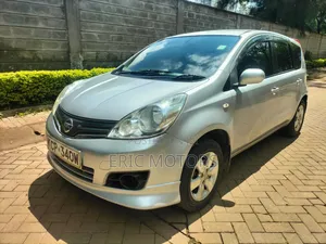 Nissan Note 2010 Silver