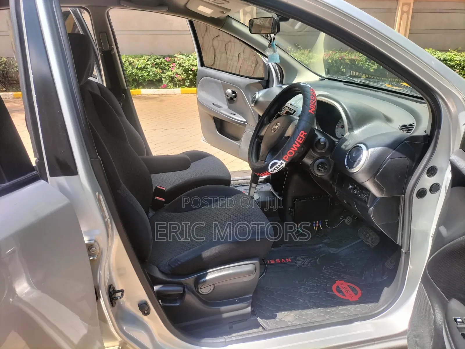 Nissan Note 2010 Silver