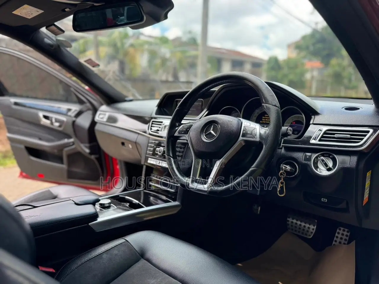 Mercedes-Benz E250 2015 Red