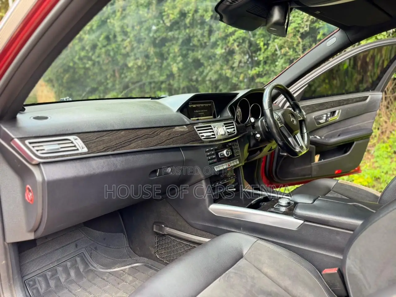 Mercedes-Benz E250 2015 Red