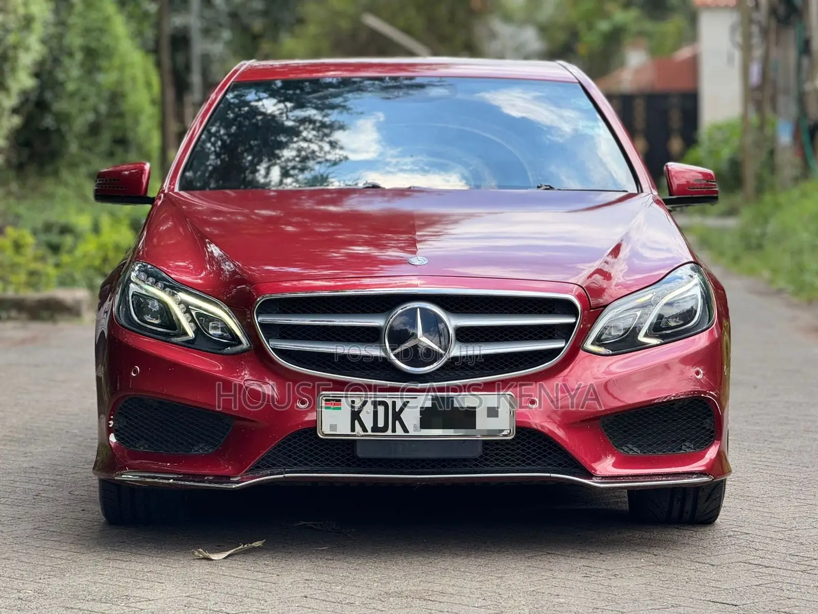 Mercedes-Benz E250 2015 Red