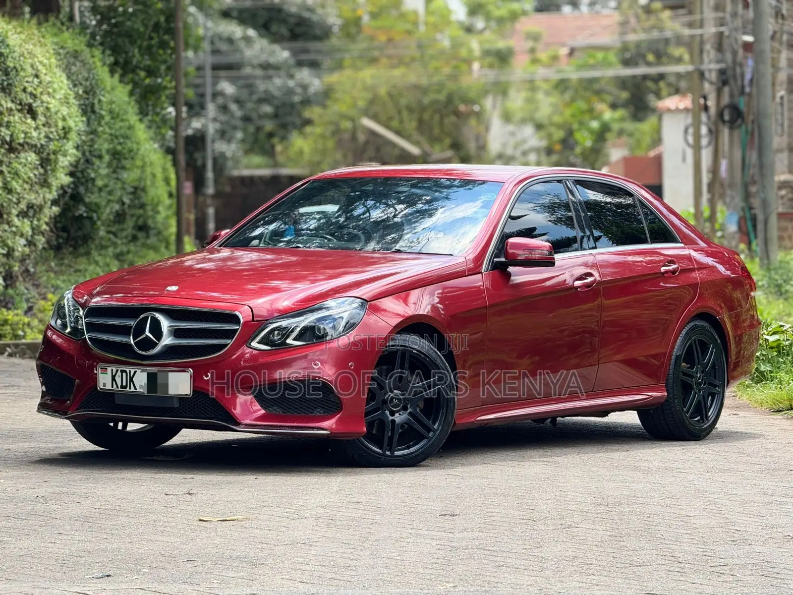 Mercedes-Benz E250 2015 Red