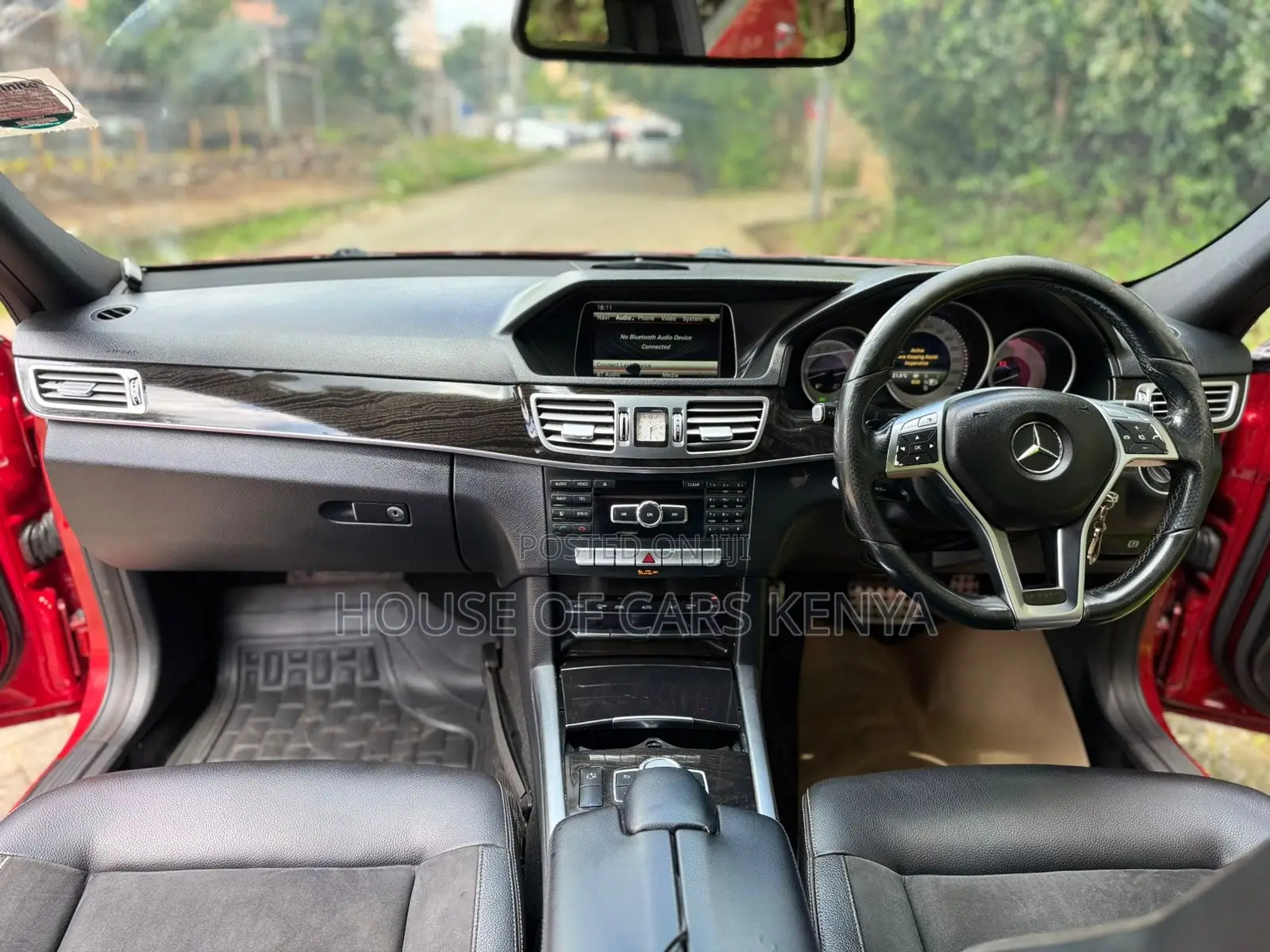 Mercedes-Benz E250 2015 Red
