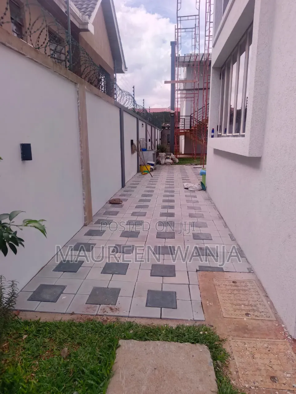 L Axis Paving Blocs