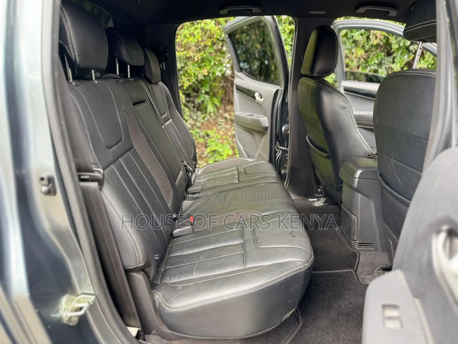 Isuzu D-MAX 2017 Gray