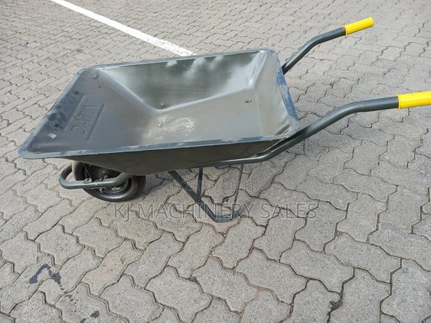 Wheelbarrow